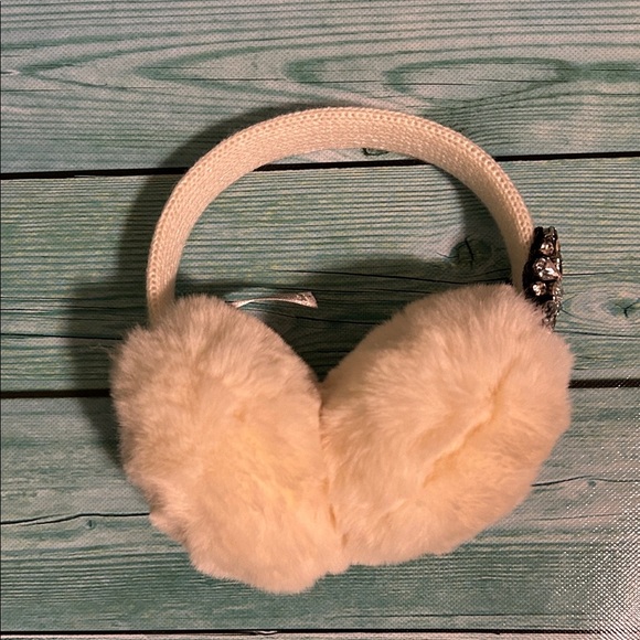 Charlie Paige Cream Fuzzy Ear Muffs - Picture 1 of 3